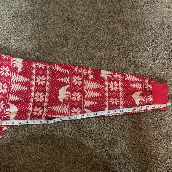 Old Navy Christmas PJs - Picture 6 of 7